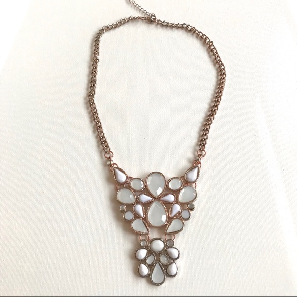 Statement necklace